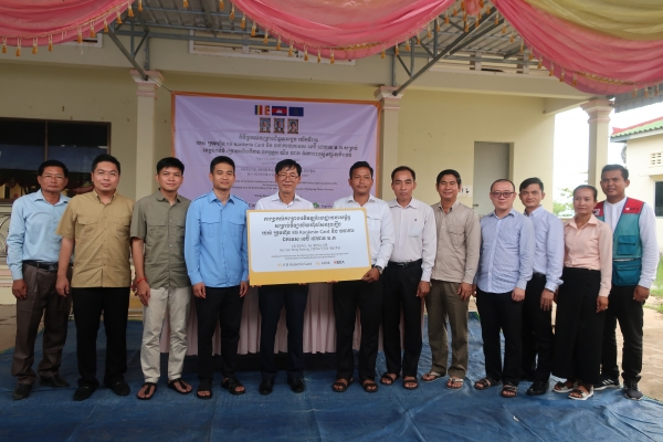KB국민카드, 캄보디아에 ‘ESG 경영’ 위한 장학금·지역 인프라개선 지원