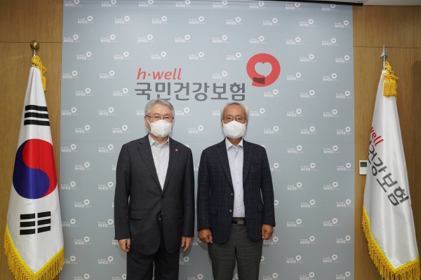 문성현 경사노위 위원장, 김용익 건보 이사장과 고객센터파업 사태 논의