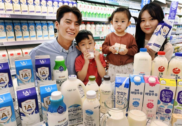 홈플러스, 세계 우유의 날 맞아 우유 할인 행사 진행