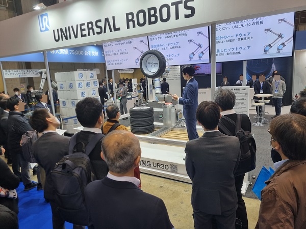 유니버설 로봇, 협동로봇 신제품 ‘UR30’ 출시